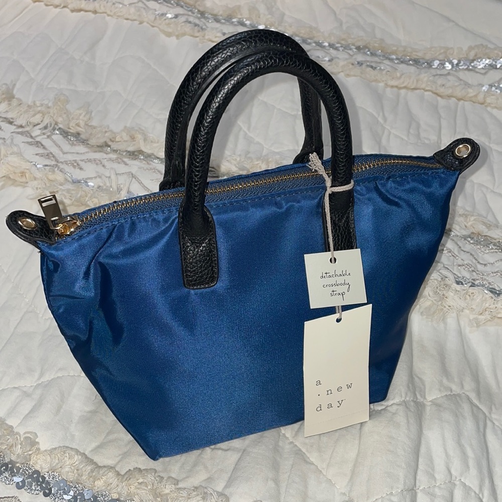 A New Day Small Blue Crossbody Purse‎ (NWT)